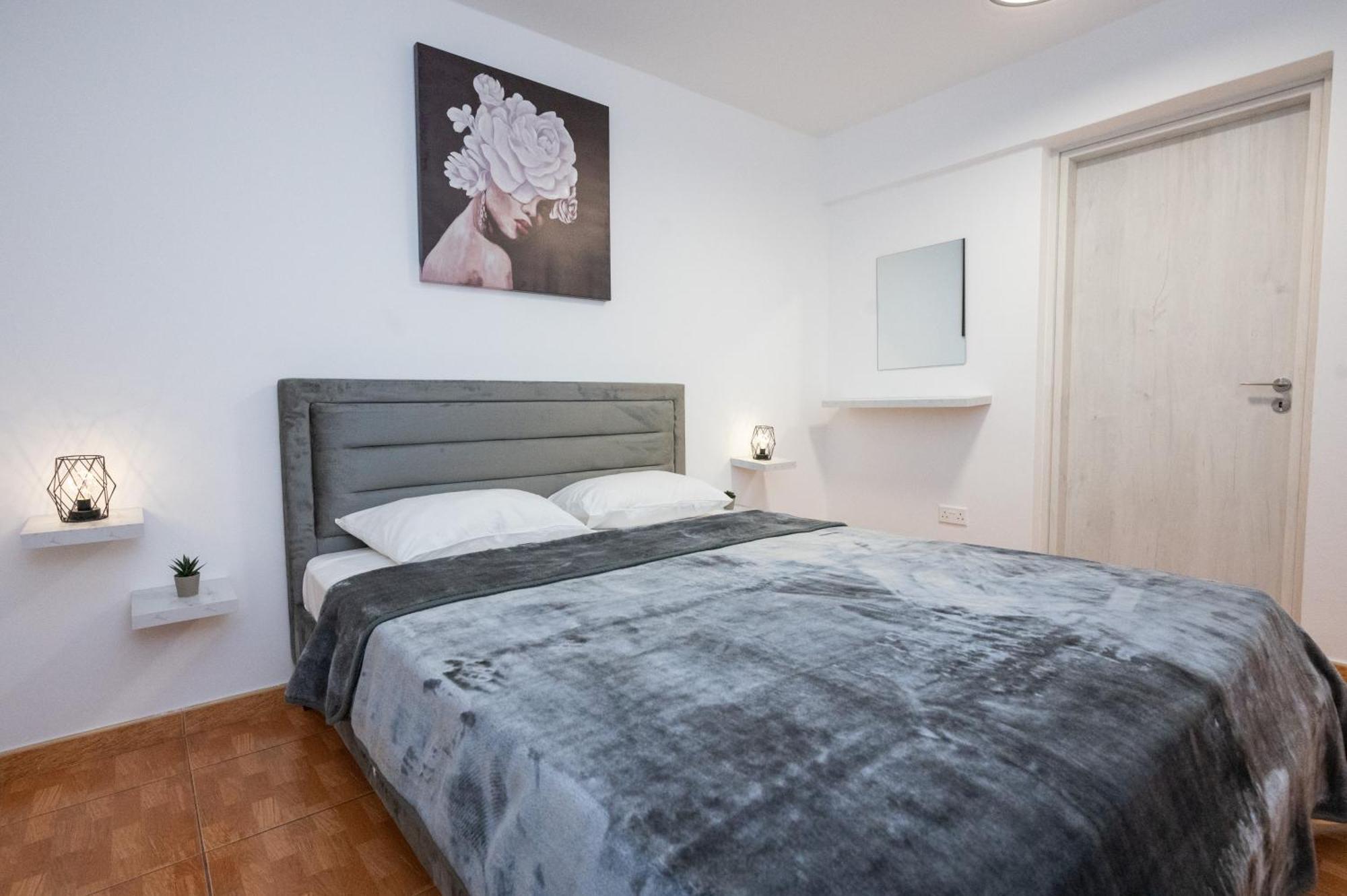 Napa Centrale Suites Ayía Nápa Extérieur photo