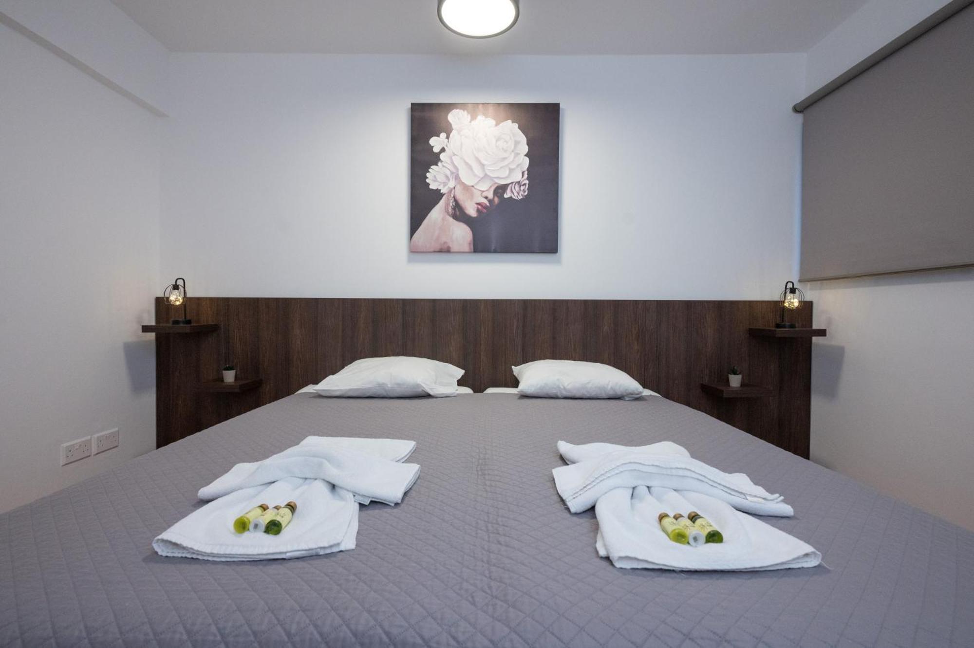 Napa Centrale Suites Ayía Nápa Extérieur photo