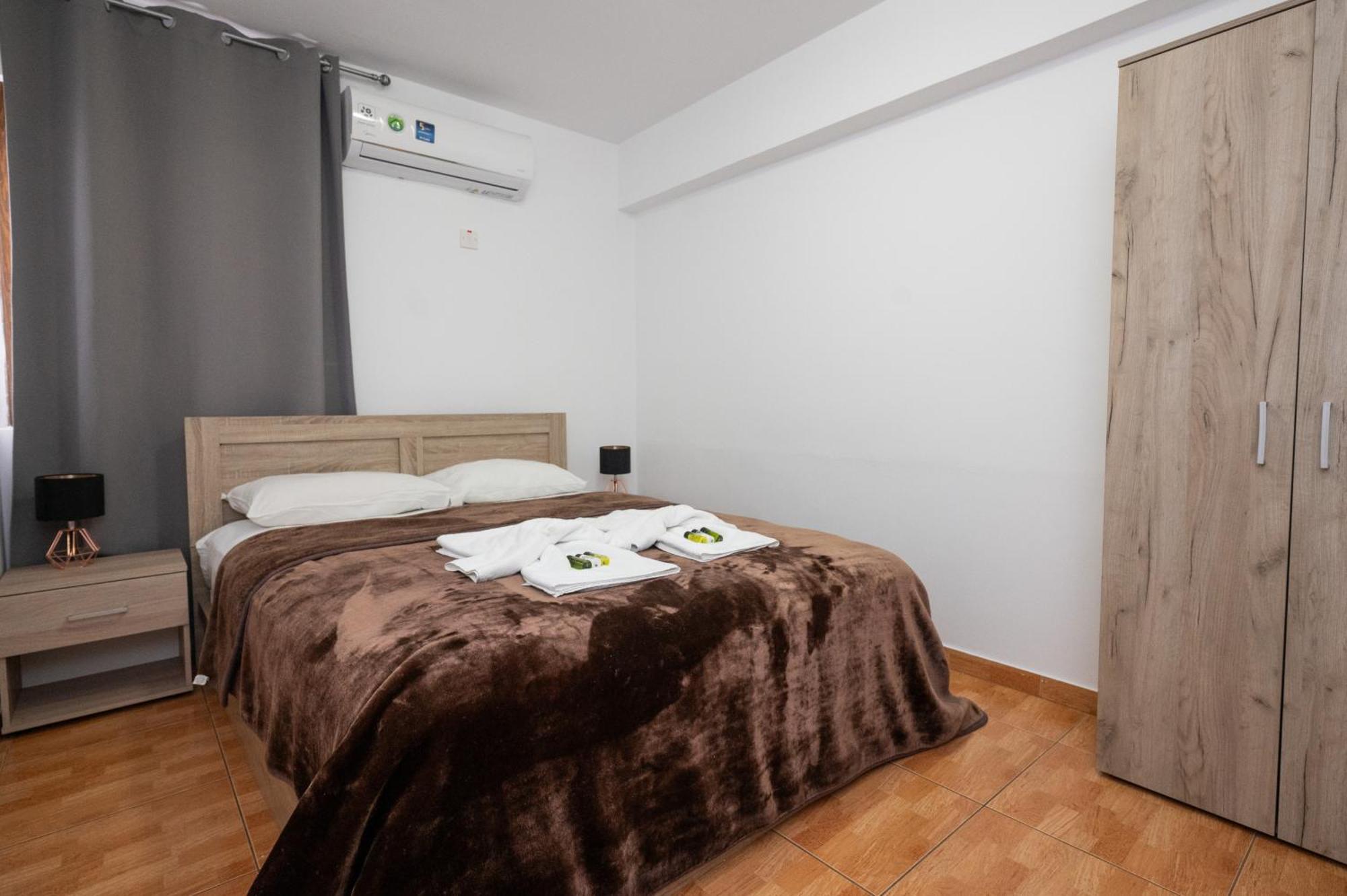 Napa Centrale Suites Ayía Nápa Extérieur photo