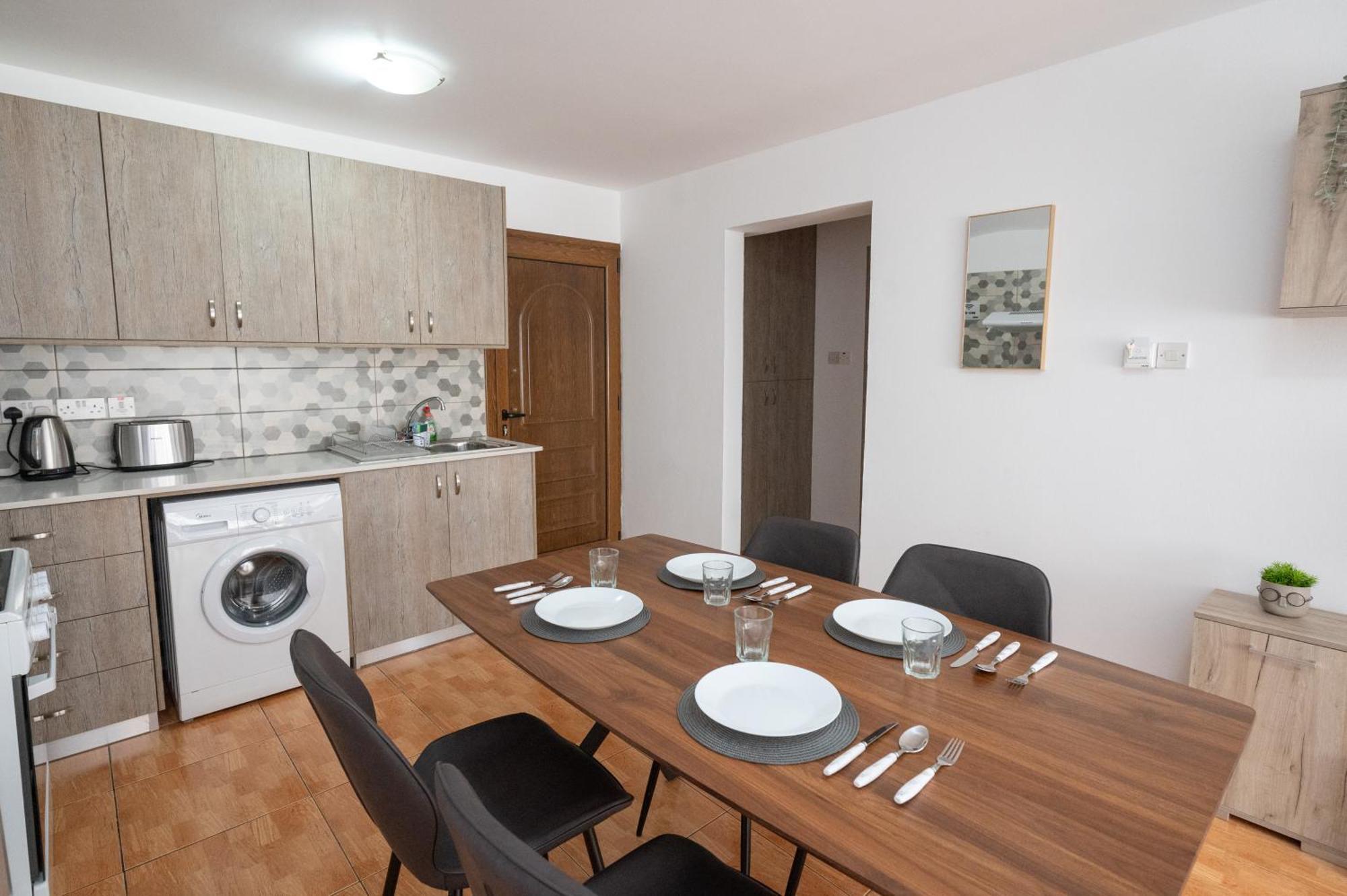 Napa Centrale Suites Ayía Nápa Extérieur photo