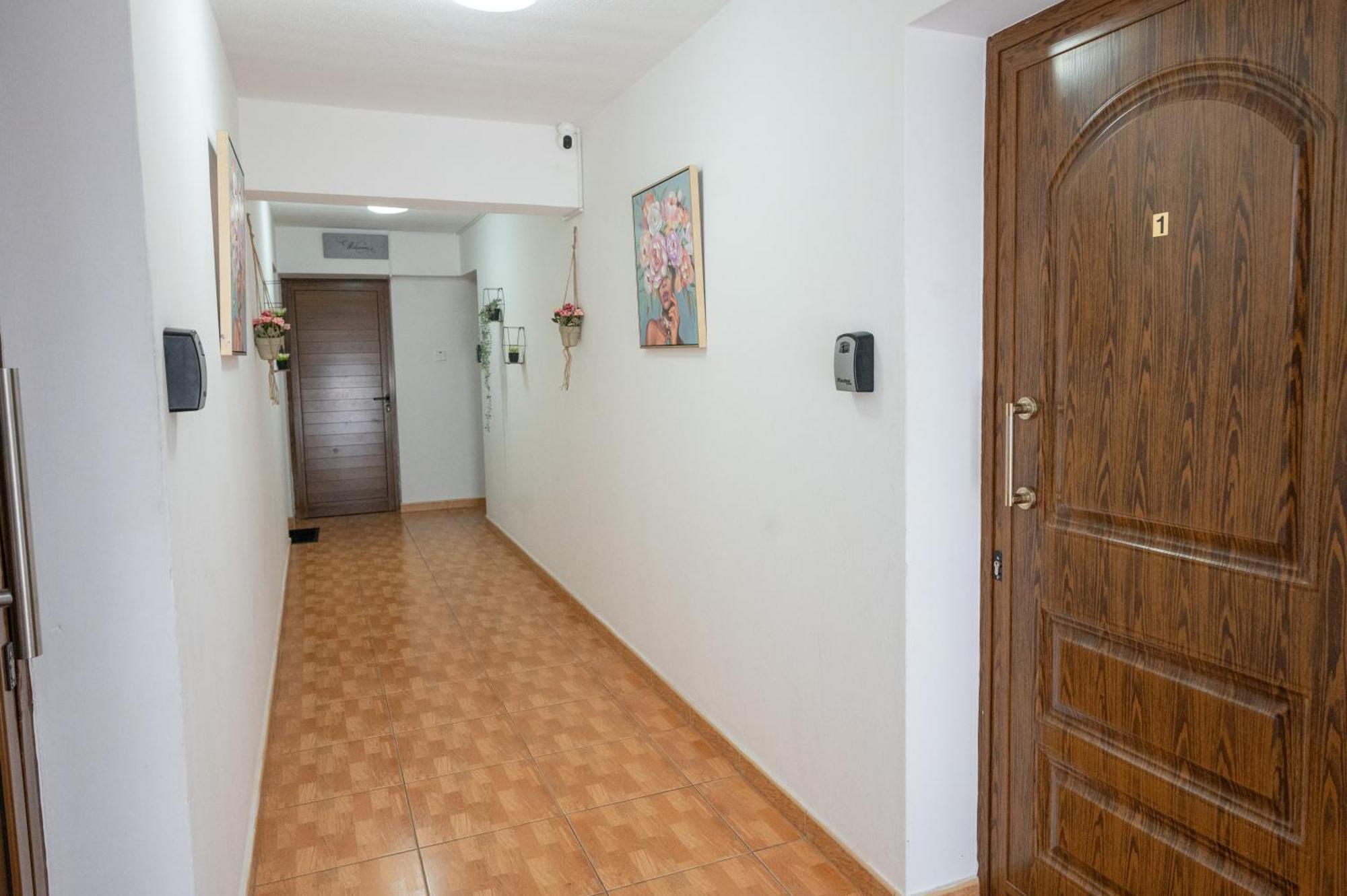 Napa Centrale Suites Ayía Nápa Extérieur photo