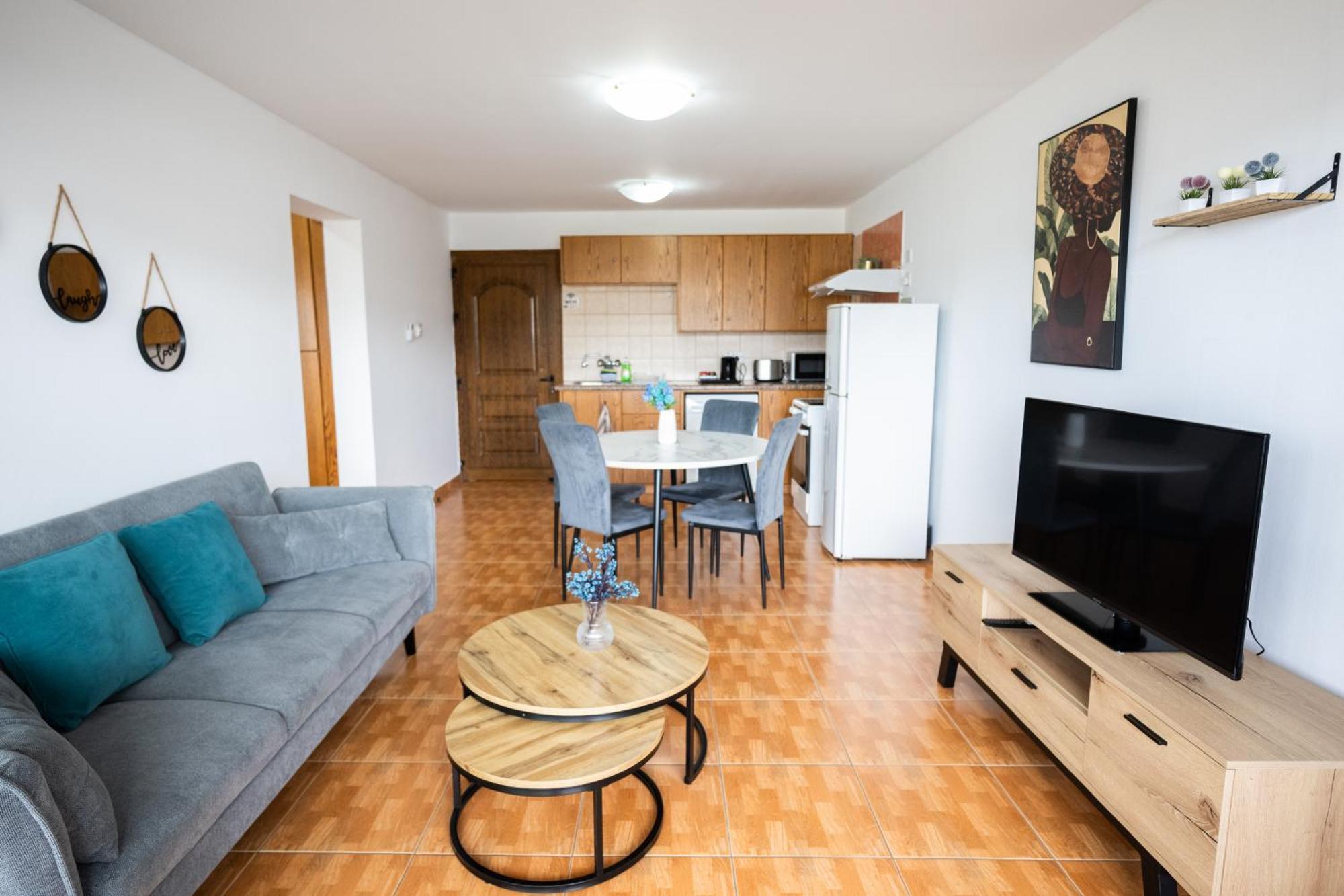 Napa Centrale Suites Ayía Nápa Extérieur photo