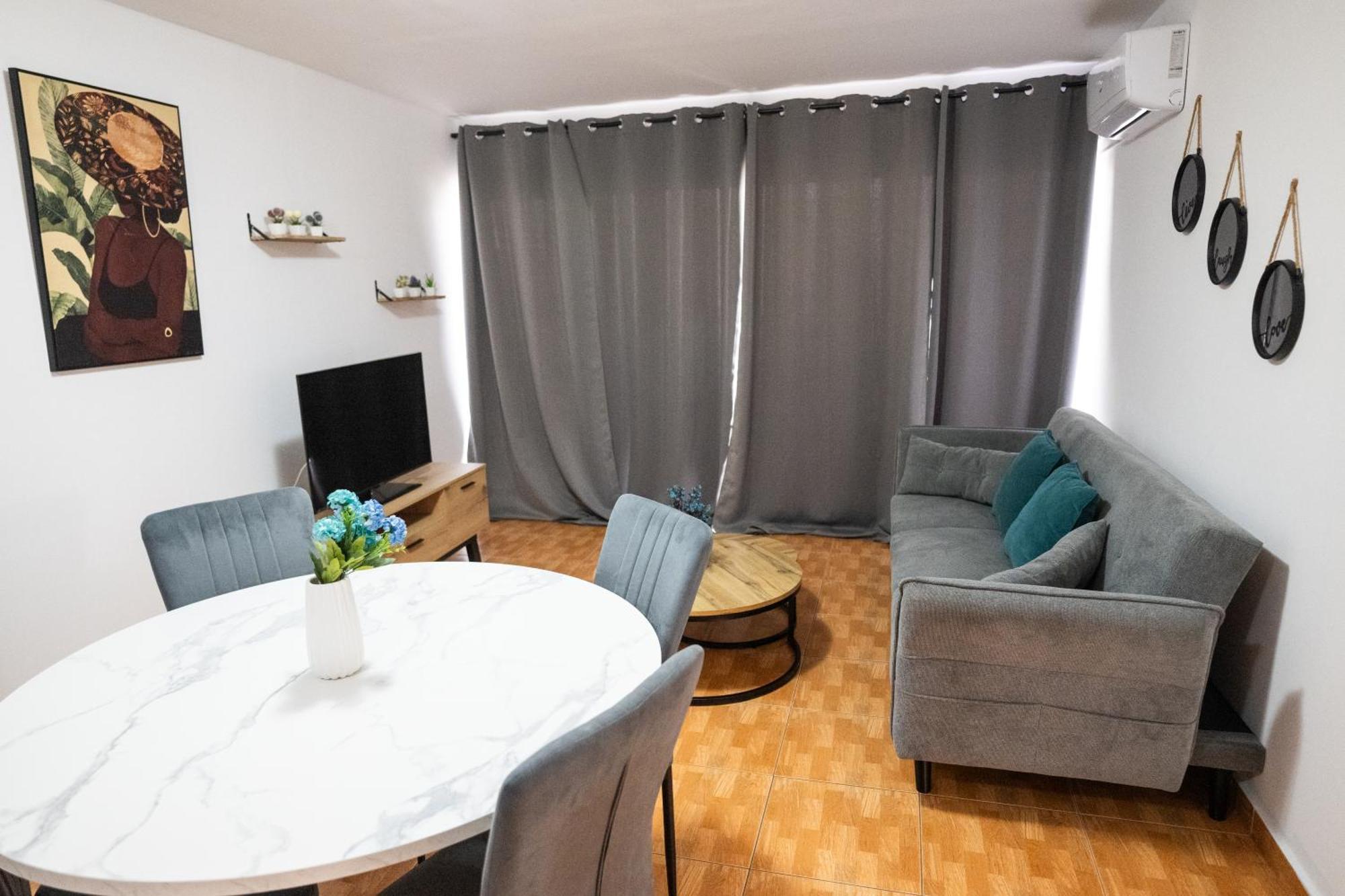 Napa Centrale Suites Ayía Nápa Extérieur photo