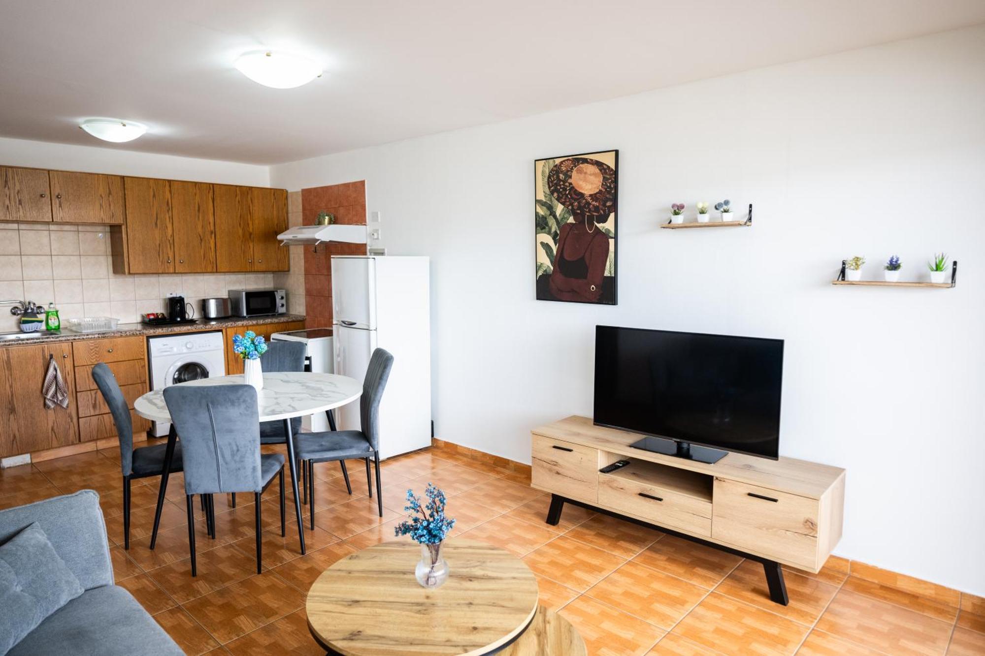 Napa Centrale Suites Ayía Nápa Extérieur photo