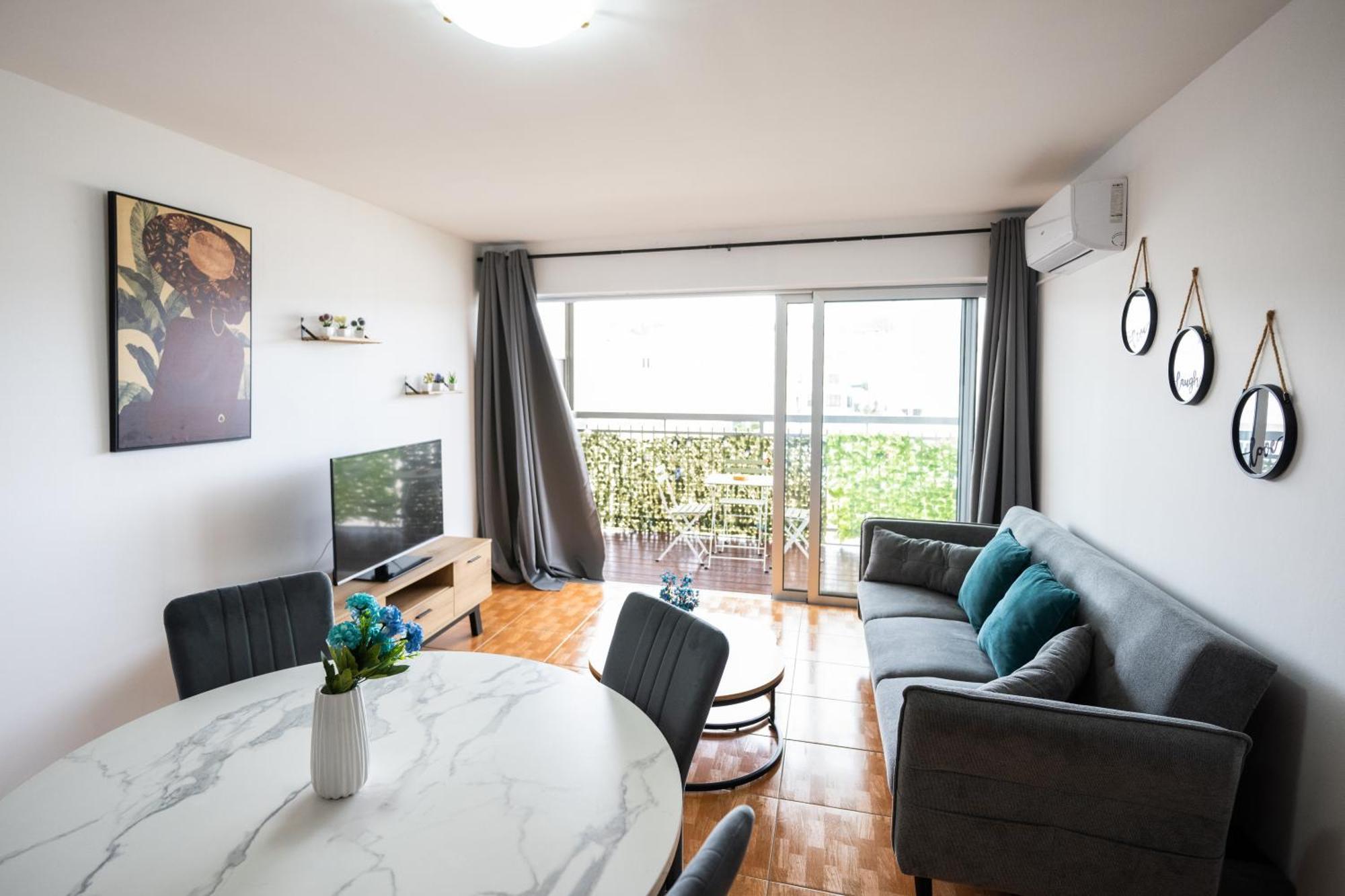 Napa Centrale Suites Ayía Nápa Extérieur photo